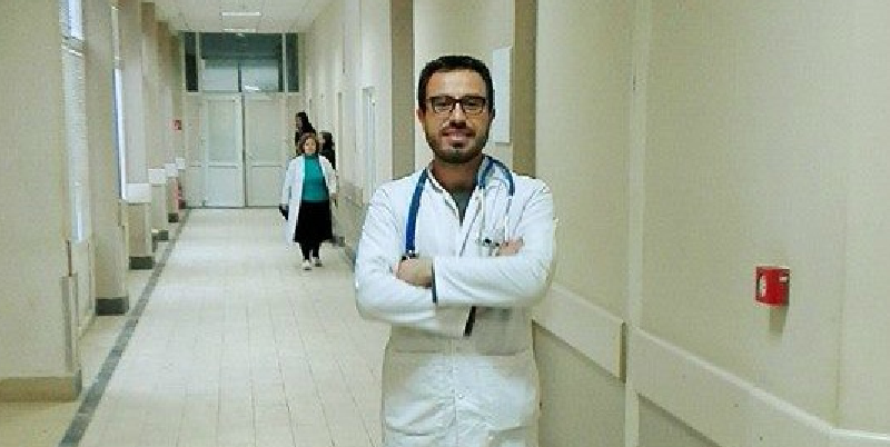 Dr. Amir Rexhepi shembull për zhvillimin e orës në sh.m”Sezai Surroi” në Bujanoc dega e mjekësisë (Video)