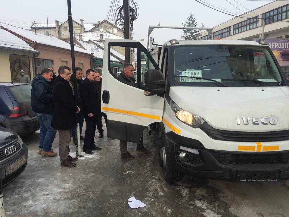 Komuna e Bujanocit siguron një kamion për mbledhjen e mbeturinave